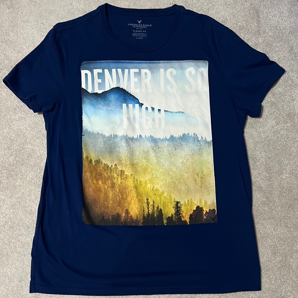 American Eagle Graphic T-Shirt